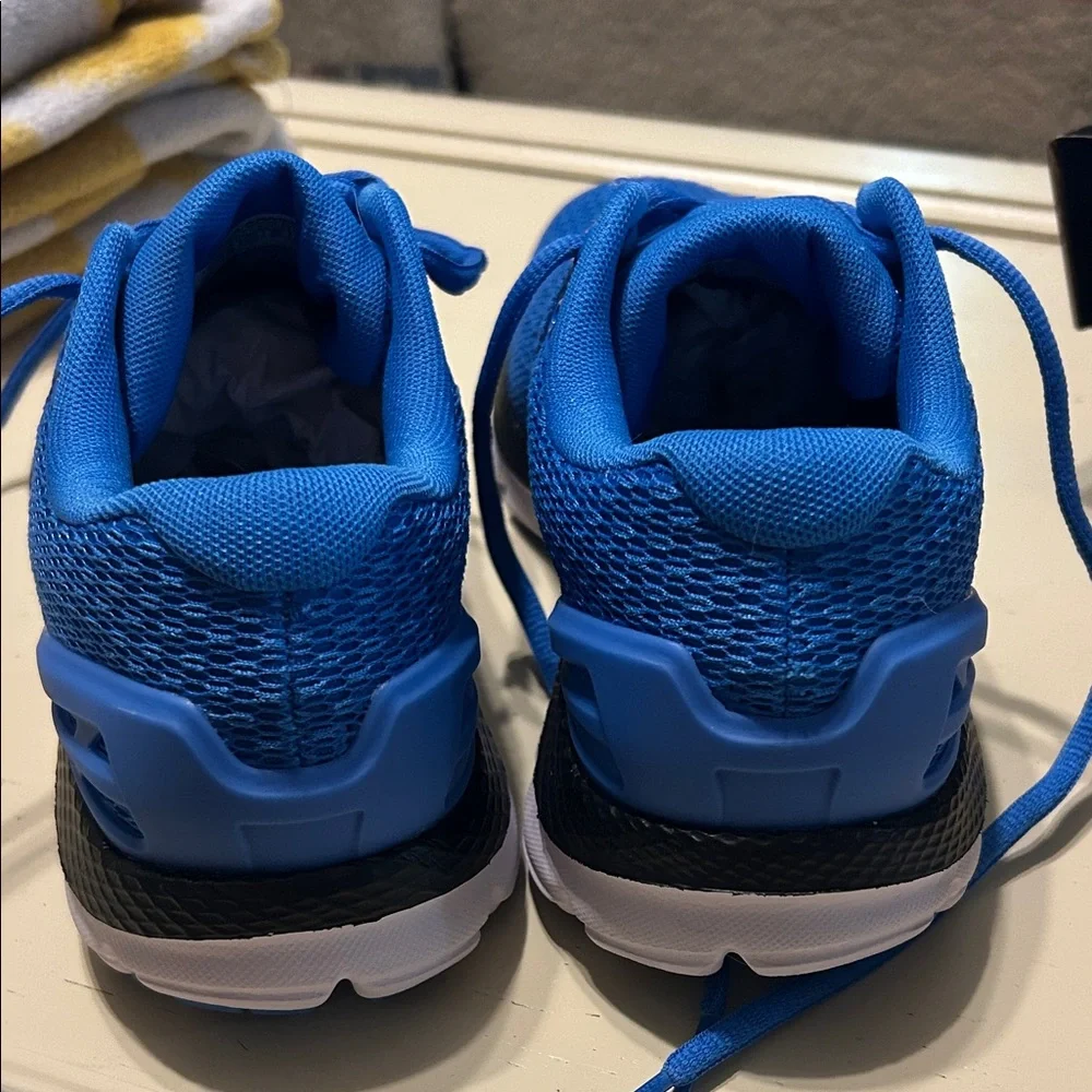 Under Armour Kids Royal Blue Mesh Charge Running Sneakers